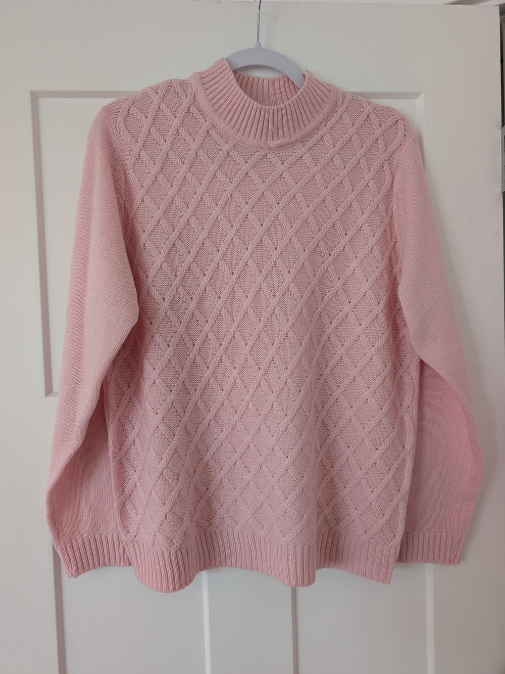 Soft Pink Cable-Knit Women's Sweater Size Large